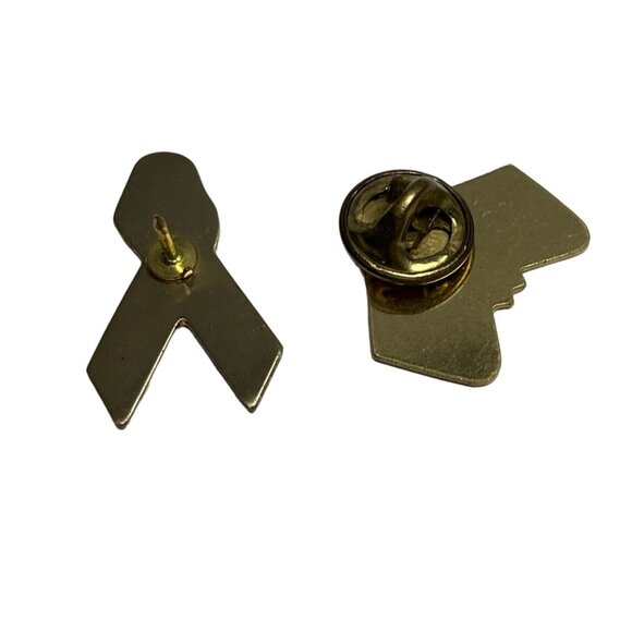 American & Massachusetts Flag Crossed Lapel Pin Set Patriotic Ribbon Pin A513 - Picture 2 of 5